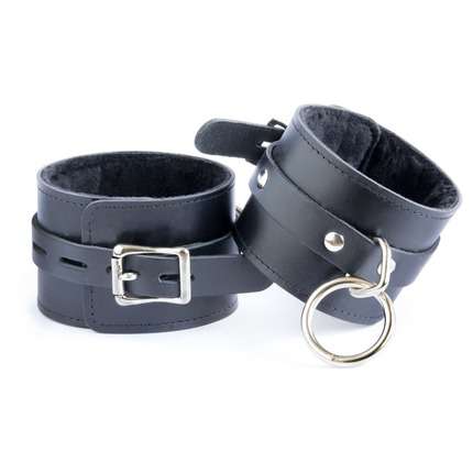 Cuffs in Leather and Fuzzy 3323811