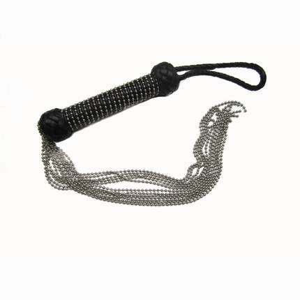 The whip is made of Stainless Steel with the Handle in Leather 3333824