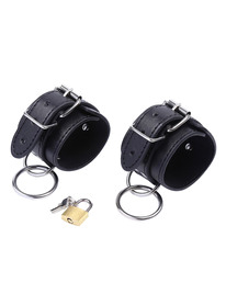 ohmama fetish - restricciones muÑecas con anillas