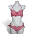 Bikini De Rayas Rojas Y Retro