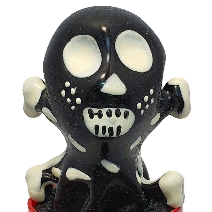 condomerie - handpainted novelty condoms skull black model 2